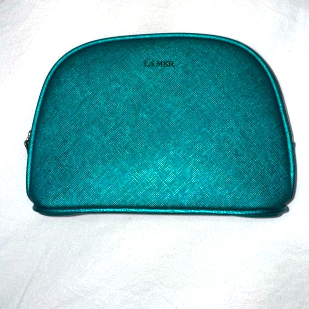La Mer Teal Cosmetic Bag NWOT.